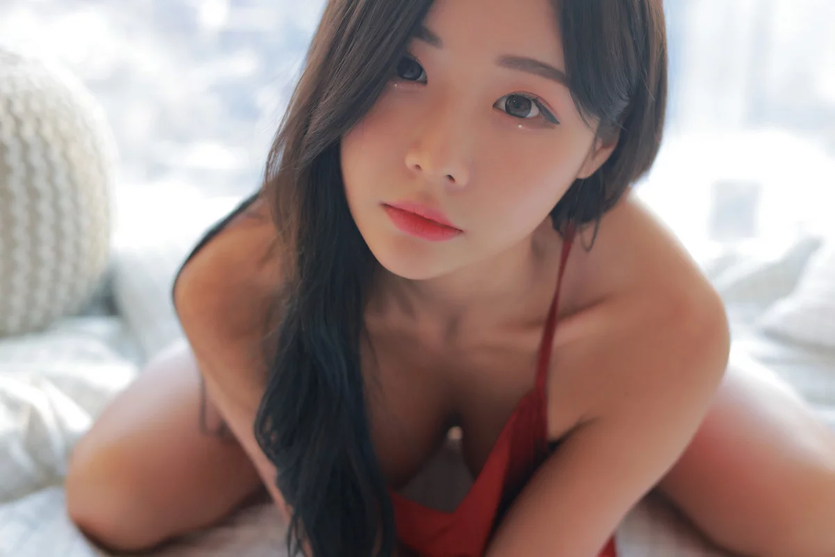 Xgyw.Org_韩国美女模特Habin内衣和视频06主题性感红色分体式睡衣秀丰满身材迷人诱惑写真60P