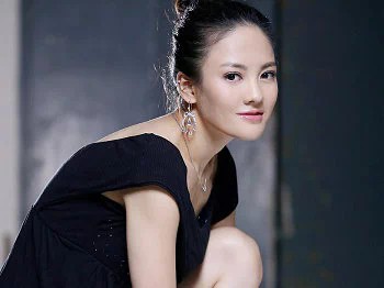 东方美色丽人之美女演员樊蕊高清写真21P