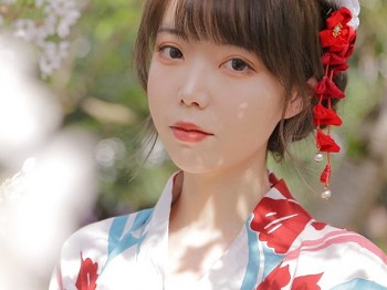 微博妹子Fushii_海堂樱花兔兔主题户外花丛中性感日系和服靓丽迷人写真34P