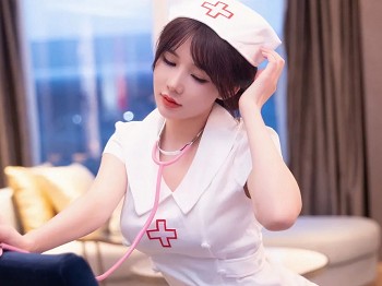 XiuRen第6221期_模特婠婠么性感白色情趣护士服配白丝吊袜秀曼妙身姿绝美写真81P
